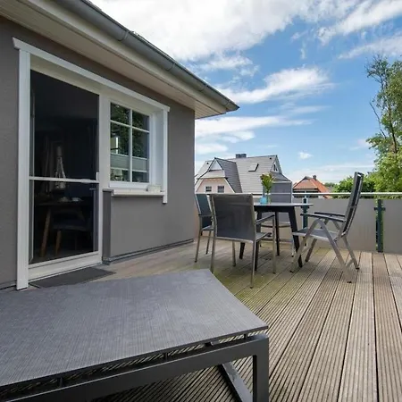 In With Swimming Pool Zingst