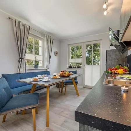 In With Swimming Pool * Zingst