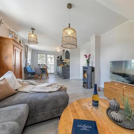 In With Swimming Pool Casa vacanze *