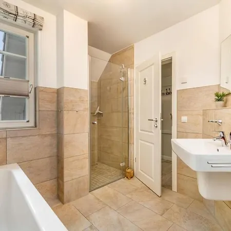 Casa vacanze In With Swimming Pool *