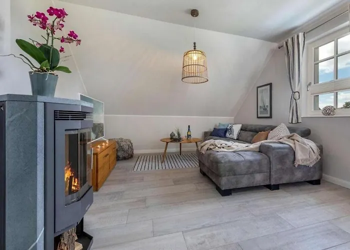 In With Swimming Pool *