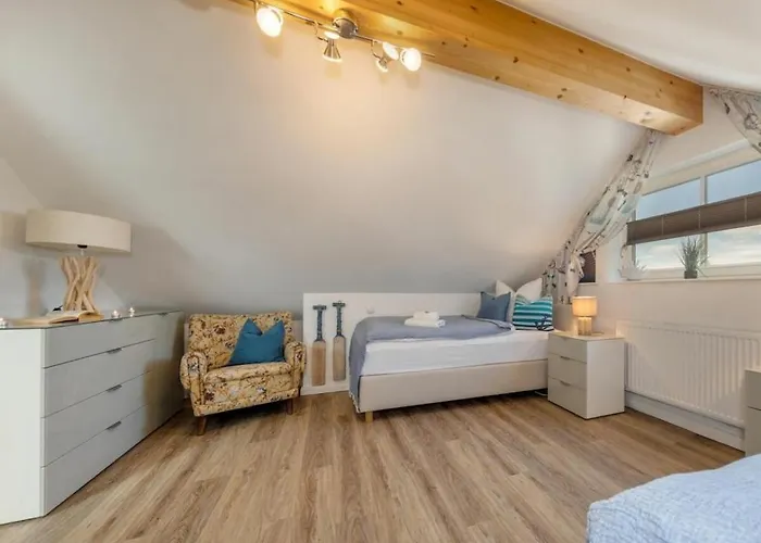 بيت للعطل In With Swimming Pool زنغست